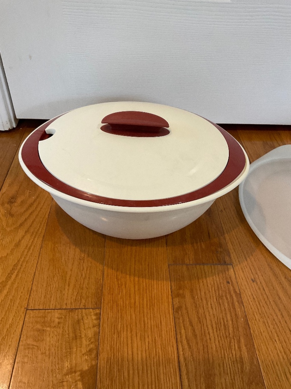 Vintage 4 Piece Tupperware Microwave Heat and Serve Bowl